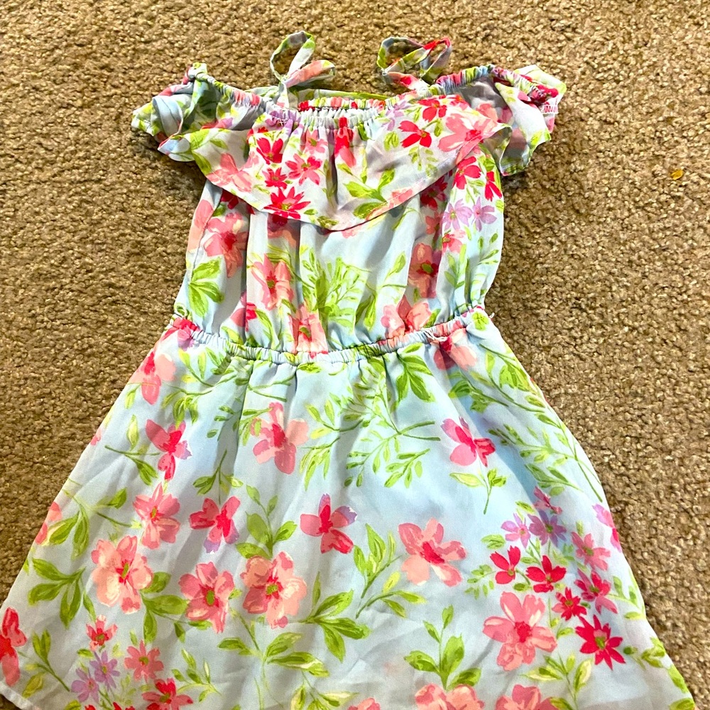 Girls floral dress